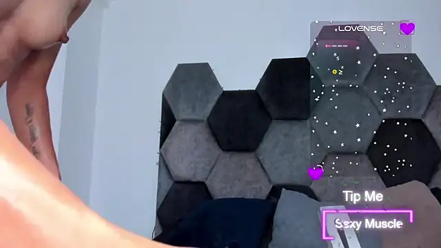 Snapshot of AmberAdams_ chatting on 11, 3, 2025 AmberAdams online show from 11, 3, 2025