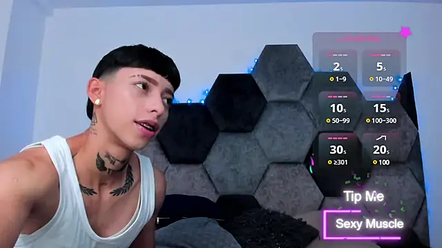 Snapshot of AmberAdams_ chatting on 13, 3, 2025 AmberAdams online show from 13, 3, 2025