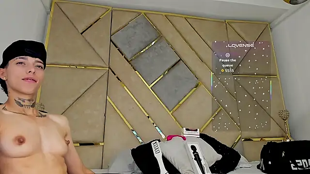 Snapshot of AmberAdams_ chatting on 12, 9, 2025 AmberAdams online show from 12, 9, 2025