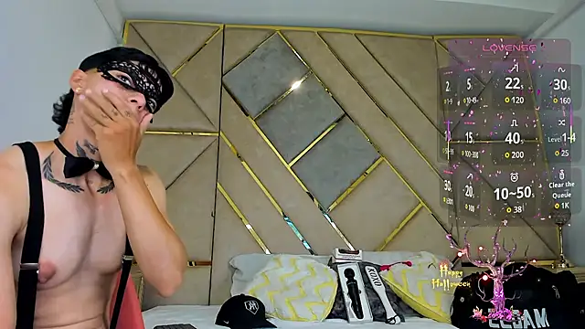 Snapshot of AmberAdams_ chatting on 31, 10, 2025 AmberAdams online show from 31, 10, 2025