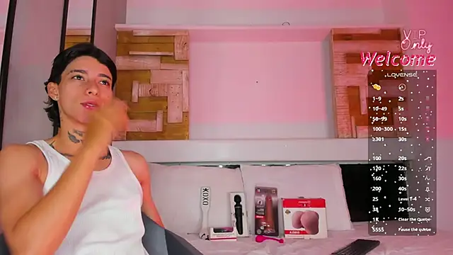 Snapshot of AmberAdams_ chatting on 13, 3, 2026 AmberAdams online show from 13, 3, 2026