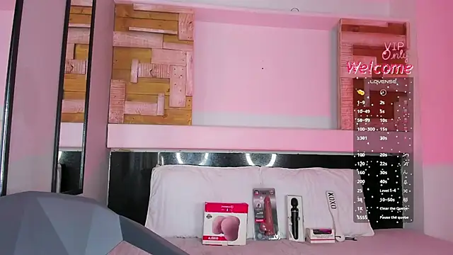 Snapshot of AmberAdams_ chatting on 9, 4, 2026 AmberAdams online show from 9, 4, 2026