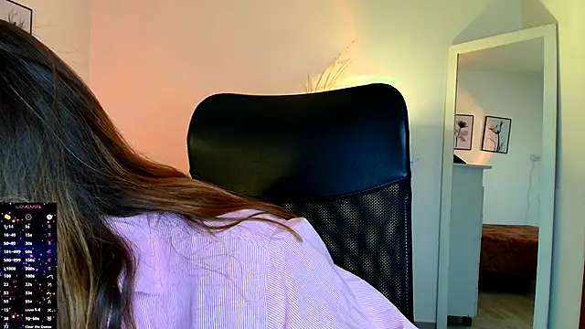 Snapshot of miss_seline chatting on 4, 11, 2025 miss seline online show from 4, 11, 2025