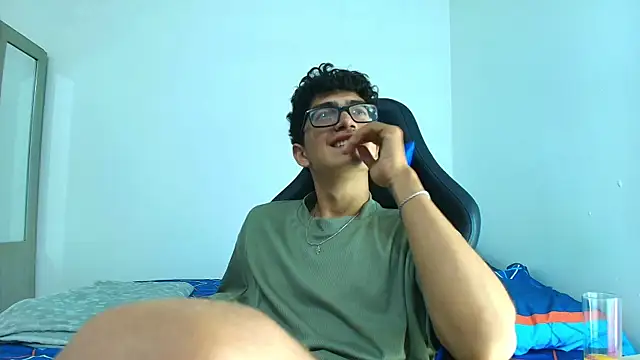 Snapshot of TylerWhite_ chatting on 20, 3, 2025 TylerWhite online show from 20, 3, 2025
