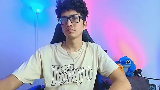 TylerWhite  online show from 3, 2, 2026