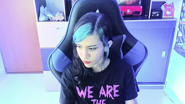 Badxbitch online show from 25, 3, 2026