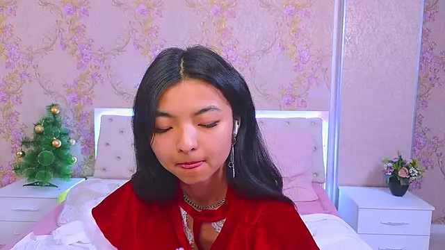 Shy Kira online show from 23, 12, 2024