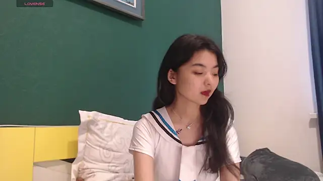 Shy Kira online show from 28, 5, 2026