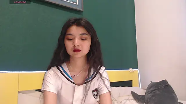 Shy Kira online show from 1, 6, 2026