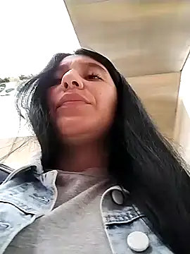 Nathalia-001 online show from 17, 12, 2024