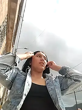 Nathalia-001 online show from 28, 1, 2025