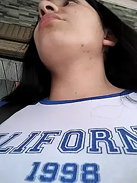 Nathalia-001 online show from 18, 2, 2025