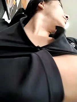 Nathalia-001 online show from 15, 3, 2025