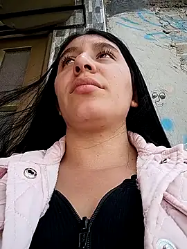 Nathalia-001 online show from 13, 9, 2025