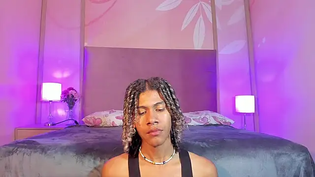 Maxim-Walker online show from 3, 3, 2025