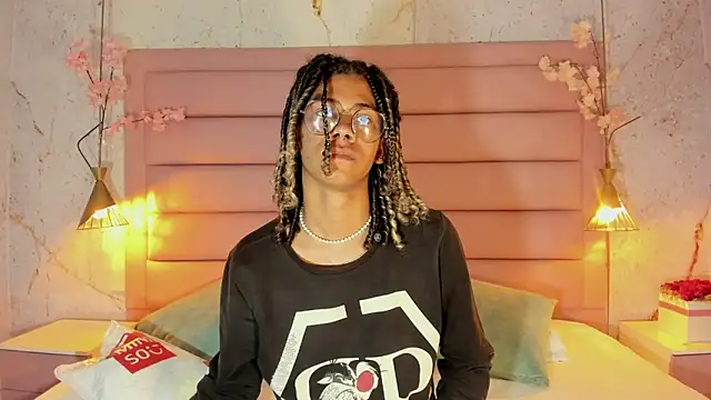 Maxim-Walker online show from 26, 9, 2025