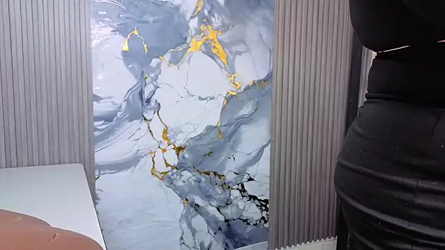 GianellaCox  online show from 17, 4, 2026