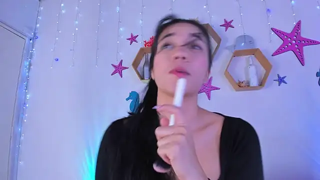 Emiily Parkerr online show from 16, 10, 2025