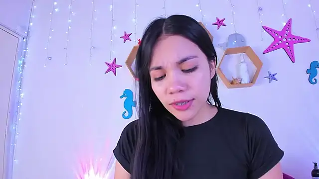 Emiily Parkerr online show from 2, 12, 2025