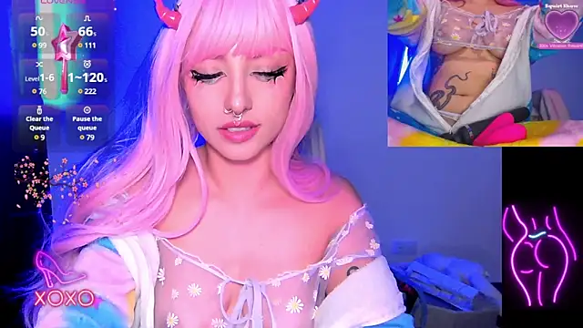 Snapshot of HollyDominic chatting on 22, 2, 2025 HollyDominic online show from 22, 2, 2025