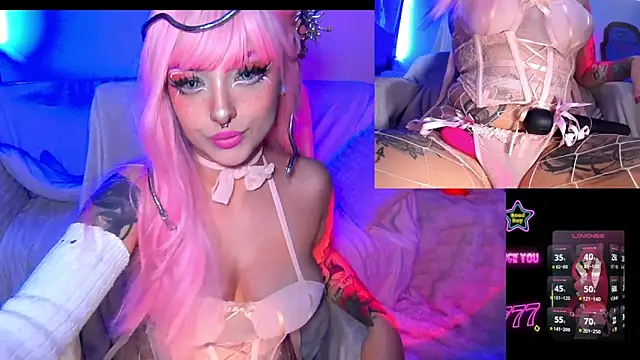 HollyDominic online show from 11, 5, 2026