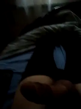 Snapshot of CazzoDURO883 chatting on 19, 11, 2025 CazzoDURO883 online show from 19, 11, 2025