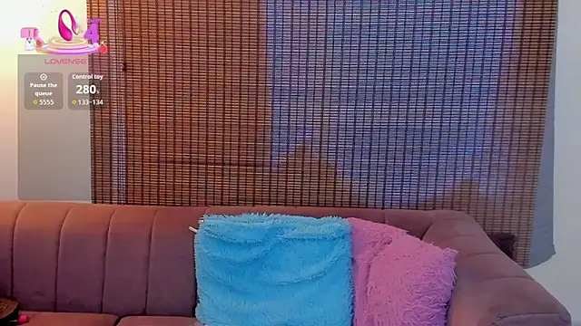 ariana cross online show from 5, 11, 2025