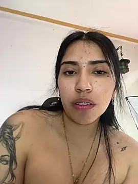 Snapshot of SaritaHot_69 chatting on 9, 12, 2024 SaritaHot 69 online show from 9, 12, 2024