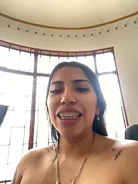 Snapshot of SaritaHot_69 chatting on 28, 12, 2024 SaritaHot 69 online show from 28, 12, 2024