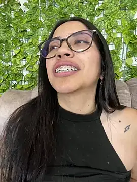 Snapshot of SaritaHot_69 chatting on 7, 1, 2025 SaritaHot 69 online show from 7, 1, 2025