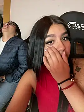 Snapshot of SaritaHot_69 chatting on 11, 3, 2025 SaritaHot 69 online show from 11, 3, 2025