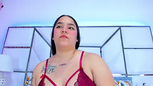Snapshot of RileySweett chatting on 22, 2, 2025 RileySweett online show from 22, 2, 2025