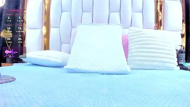 RileySweett online show from 20, 11, 2025