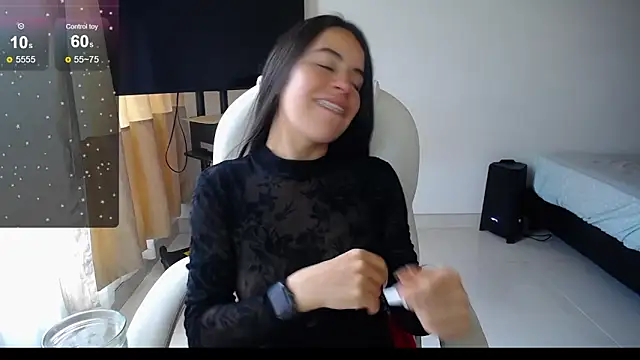 Snapshot of Mariam_Gomezxxx chatting on 7, 1, 2025 Mariam Gomezxxx online show from 7, 1, 2025