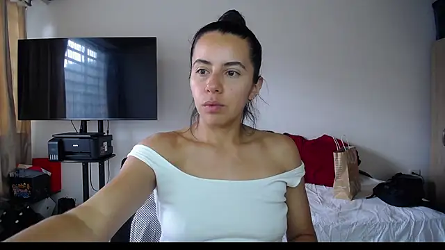 Snapshot of Mariam_Gomezxxx chatting on 1, 10, 2025 Mariam Gomezxxx online show from 1, 10, 2025