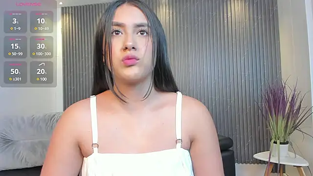 paulina sweett  online show from 19, 2, 2025