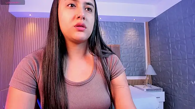 paulina sweett  online show from 1, 7, 2026