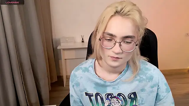 CuteYukiKun online show from 15, 3, 2026