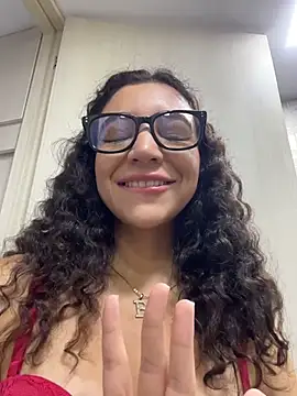 uniquerossie online show from 24, 2, 2026