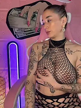 Chachou000 online show from 11, 1, 2025