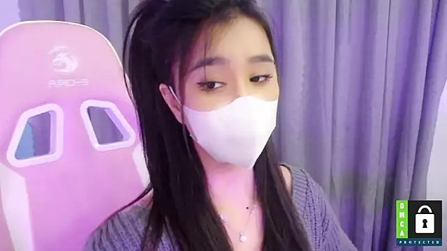 Snapshot of San___San chatting on 26, 2, 2025 San San online show from 26, 2, 2025