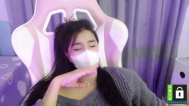 Snapshot of San___San chatting on 27, 2, 2025 San San online show from 27, 2, 2025