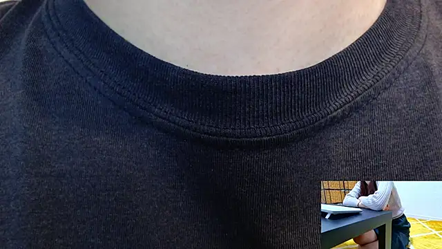 Snapshot of Kakushi_dori chatting on 18, 11, 2025 Kakushi dori online show from 18, 11, 2025