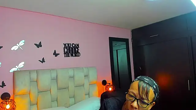 Snapshot of daniela_xue chatting on 20, 3, 2025 daniela xue online show from 20, 3, 2025