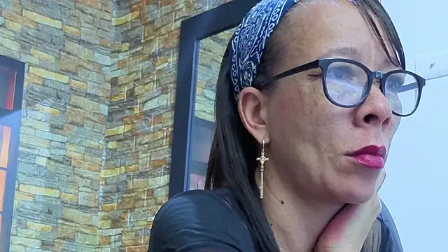 Snapshot of daniela_xue chatting on 23, 9, 2025 daniela xue online show from 23, 9, 2025