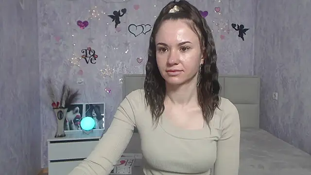 KaraCriegs online show from 13, 3, 2025