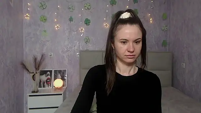 KaraCriegs online show from 23, 3, 2025