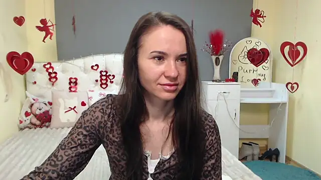 KaraCriegs online show from 3, 2, 2026