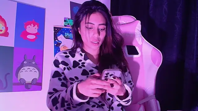 Snapshot of miss_onlybaby chatting on 20, 11, 2025 miss onlybaby online show from 20, 11, 2025