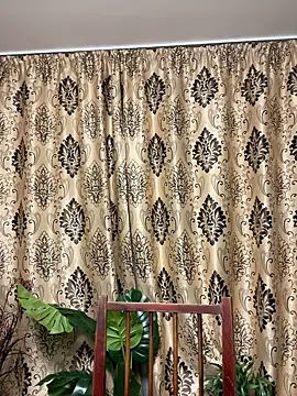 NadiraNoor online show from 10, 2, 2025